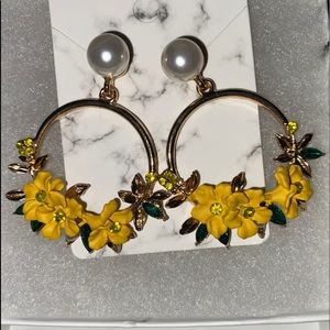 Sweet Yellow Flower Bead Earrings